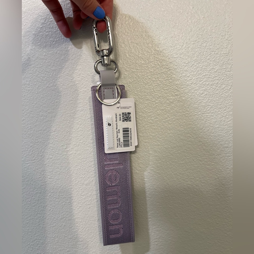 Lululemon Never Lost Keychain - Picture 2 of 3